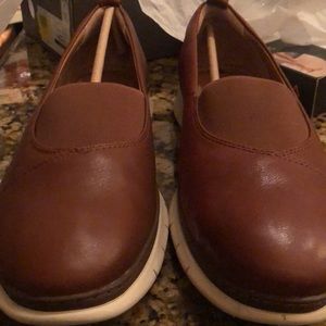 Vionic 7.5 Fresh Linden Mocha Slip On